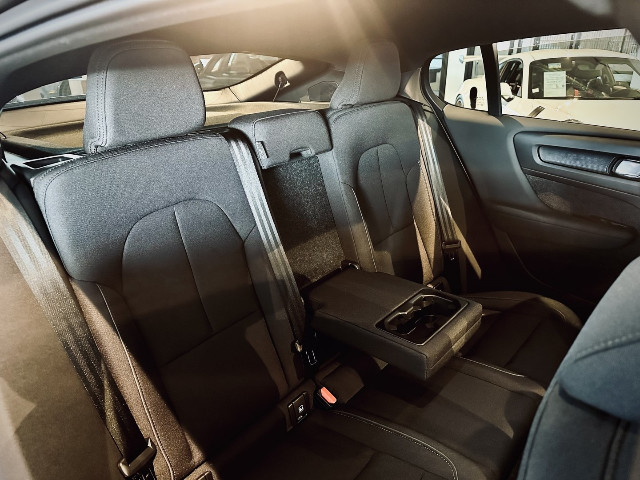 
                                                Voiture
                                                 Voiture 4x4 - Volvo C40 Recharge Twin 408 Ch Awd 1 EDITION PLUS - 44970€