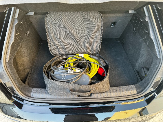 
                                                Voiture
                                                 Voiture Berline - Audi A3 Sportback 40 TFSIE 204 (150+54) S TRONIC ADVANCED - 25970€
