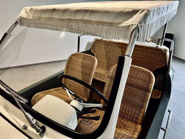 
                                                Voiture
                                                 Voiture Berline - Fiat 500. JOLLY "LA SPIAGGINA" 1970 - 33970€