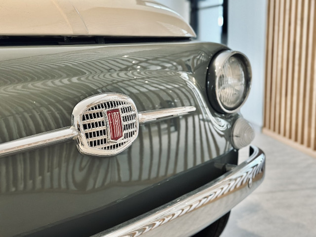 
                                                Voiture
                                                 Voiture Berline - Fiat 500. JOLLY "LA SPIAGGINA" 1970 - 33970€