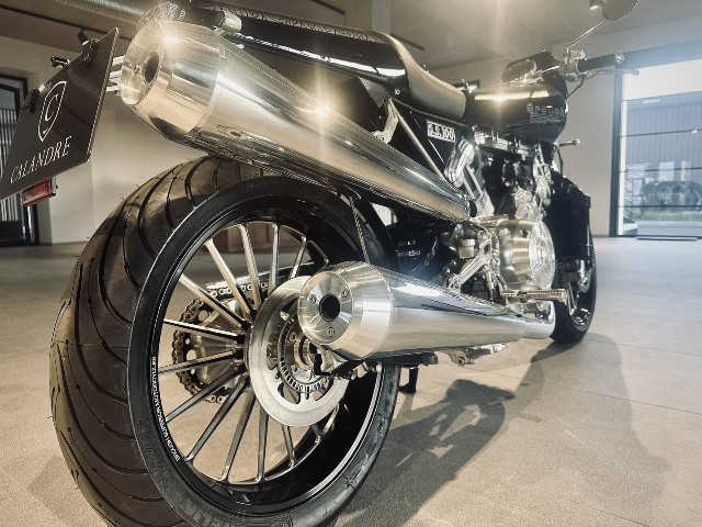 
                                                Voiture
                                                 Voiture Cabriolet - Brough Superior Anniversary . - 74970€