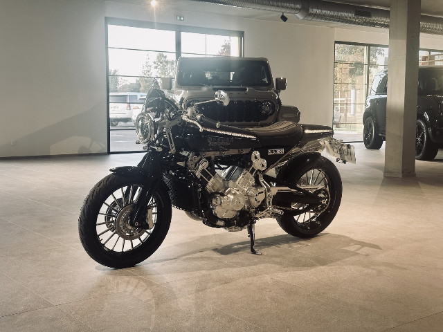 
                                                Voiture
                                                 Voiture Cabriolet - Brough Superior Anniversary . - 74970€