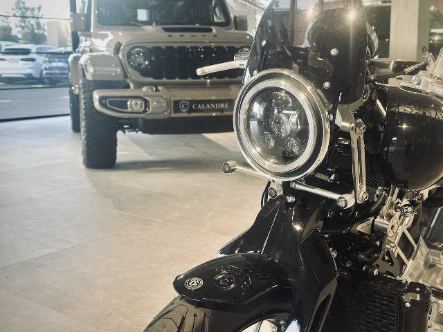 
                                                Voiture
                                                 Voiture Cabriolet - Brough Superior Anniversary . - 74970€