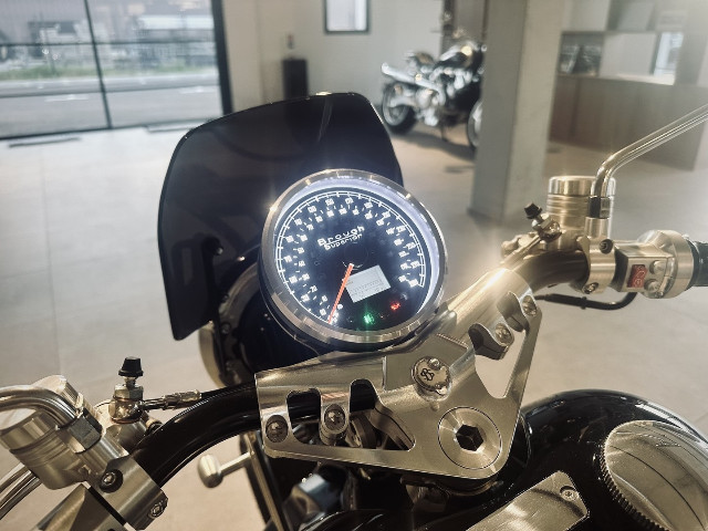 
                                                Voiture
                                                 Voiture Cabriolet - Brough Superior Anniversary . - 74970€