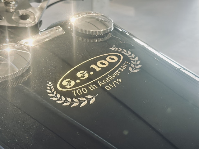 
                                                Voiture
                                                 Voiture Cabriolet - Brough Superior Anniversary . - 74970€