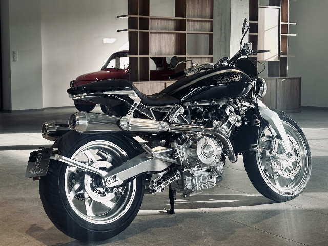 
                                                Voiture
                                                 Voiture Cabriolet - Brough Superior Lawrence Ultimate . - 74970€