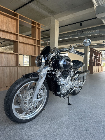 
                                                Voiture
                                                 Voiture Cabriolet - Brough Superior Lawrence Ultimate . - 74970€