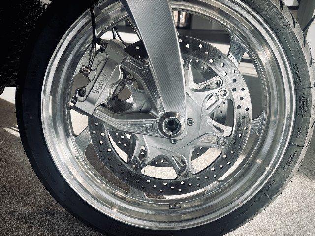 
                                                Voiture
                                                 Voiture Cabriolet - Brough Superior Lawrence Ultimate . - 74970€