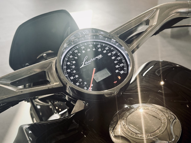 
                                                Voiture
                                                 Voiture Cabriolet - Brough Superior Lawrence Ultimate . - 74970€