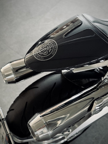 
                                                Voiture
                                                 Voiture Cabriolet - Brough Superior Lawrence Ultimate . - 74970€