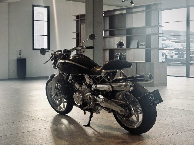 
                                                Voiture
                                                 Voiture Cabriolet - Brough Superior Lawrence Ultimate . - 74970€