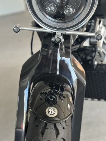 
                                                Voiture
                                                 Voiture Cabriolet - Brough Superior Lawrence Ultimate . - 74970€