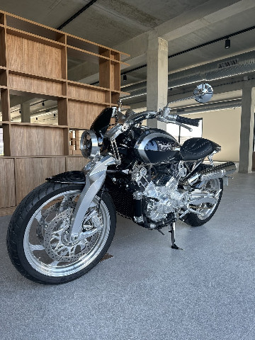 
                                                Voiture
                                                 Voiture Cabriolet - Brough Superior Lawrence Ultimate . - 74970€