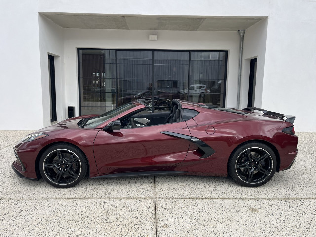 
                                                Voiture
                                                 Voiture Cabriolet - Chevrolet Corvette Convertible C8 STINGRAY 2LT 6.2L V8 - 114970€