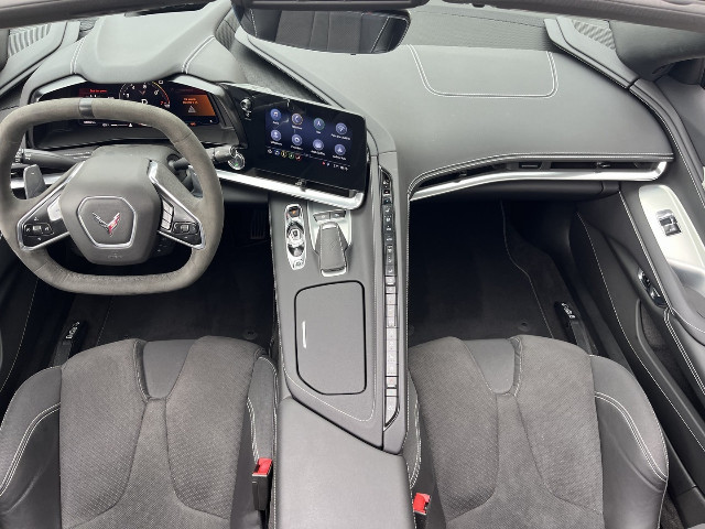 
                                                Voiture
                                                 Voiture Cabriolet - Chevrolet Corvette Convertible C8 STINGRAY 2LT 6.2L V8 - 114970€