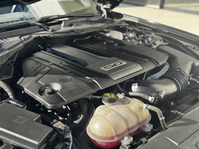 
                                                Voiture
                                                 Voiture Cabriolet - Ford Mustang CABRIOLET V8 5.0 BVA10 / GT - 51970€