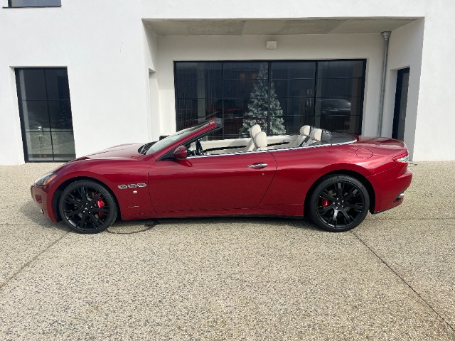 
                                                Voiture
                                                 Voiture Cabriolet - Maserati Granturismo Cabriolet 4.7L V8 440 CH BVA - 69970€