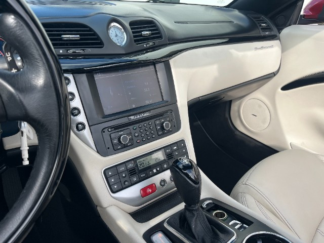 
                                                Voiture
                                                 Voiture Cabriolet - Maserati Granturismo Cabriolet 4.7L V8 440 CH BVA - 69970€