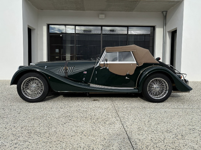 
                                                Voiture
                                                 Voiture Cabriolet - Morgan Roadster V6 3.0 . - 69970€