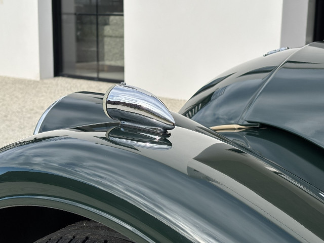 
                                                Voiture
                                                 Voiture Cabriolet - Morgan Roadster V6 3.0 . - 69970€