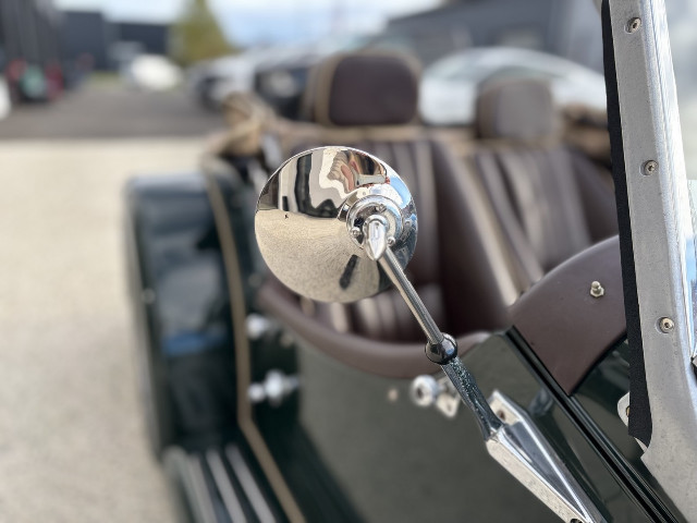 
                                                Voiture
                                                 Voiture Cabriolet - Morgan Roadster V6 3.0 . - 69970€