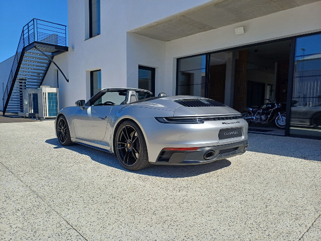 
                                                Voiture
                                                 Voiture Cabriolet - Porsche 911 (992) Cabriolet CARRERA 4 GTS 3.0 480 CH - 189970€