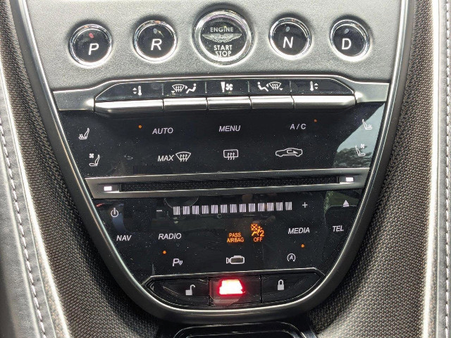 
                                                Voiture
                                                 Voiture Coupé - Aston Martin Db11 LAUNCH EDITION V12 5.2L - 146970€