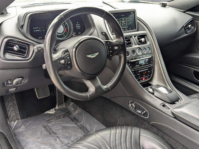 
                                                Voiture
                                                 Voiture Coupé - Aston Martin Db11 LAUNCH EDITION V12 5.2L - 146970€