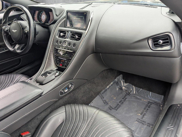 
                                                Voiture
                                                 Voiture Coupé - Aston Martin Db11 LAUNCH EDITION V12 5.2L - 146970€