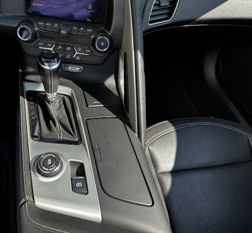 
                                                Voiture
                                                 Voiture Coupé - Chevrolet Corvette C7 STINGRAY 1LT 6.2L V8 - 79970€