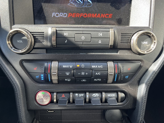 
                                                Voiture
                                                 Voiture Coupé - Ford Mustang Shelby GT 500 - 149770€