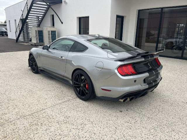 
                                                Voiture
                                                 Voiture Coupé - Ford Mustang Shelby GT500 - 144970€