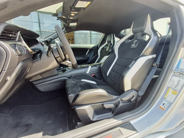
                                                Voiture
                                                 Voiture Coupé - Ford Mustang Shelby GT500 - 144970€