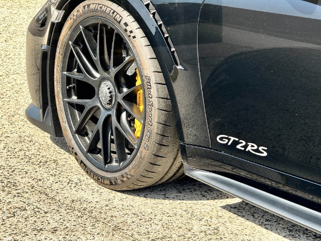 
                                                Voiture
                                                 Voiture Coupé - Porsche 911 (991) GT2 RS - 459970€