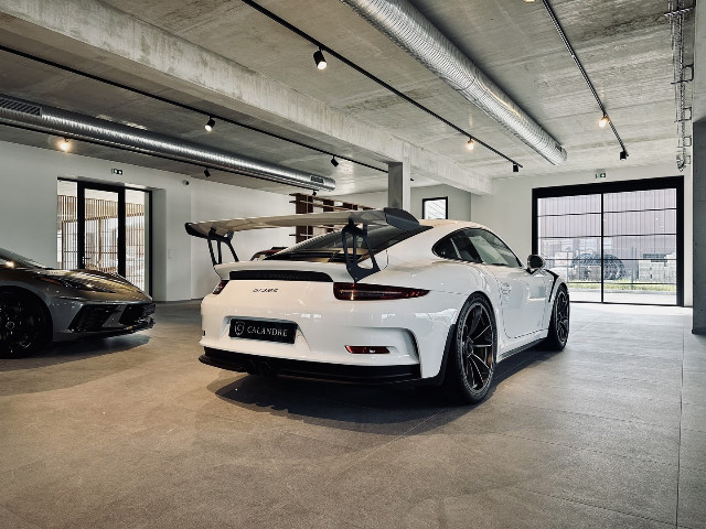 
                                                Voiture
                                                 Voiture Coupé - Porsche 911 (991) GT3 RS - 220970€