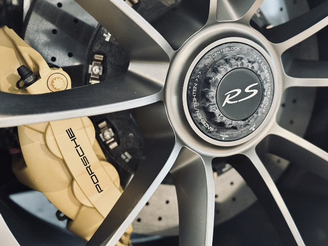 
                                                Voiture
                                                 Voiture Coupé - Porsche 911 (991) GT3 RS - 220970€