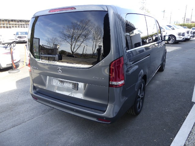
                                                Voiture
                                                 Voiture Monospace - Mercedes-benz Classe V Long 250D 9G-Tronic VanTourer Urban - 69970€
