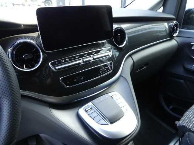 
                                                Voiture
                                                 Voiture Monospace - Mercedes-benz Classe V Long 250D 9G-Tronic VanTourer Urban - 69970€