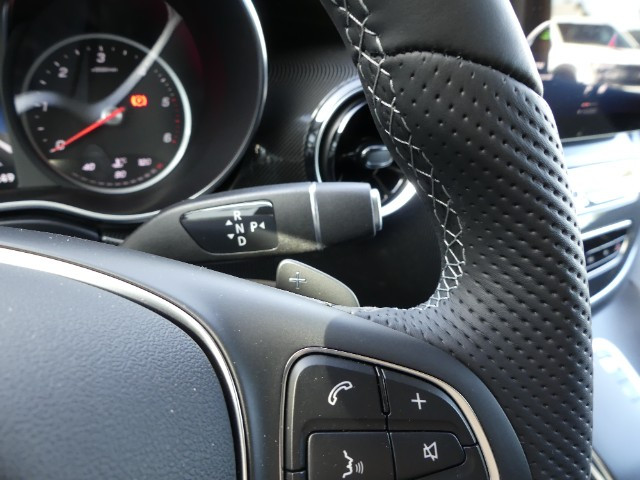 
                                                Voiture
                                                 Voiture Monospace - Mercedes-benz Classe V Long 250D 9G-Tronic VanTourer Urban - 69970€