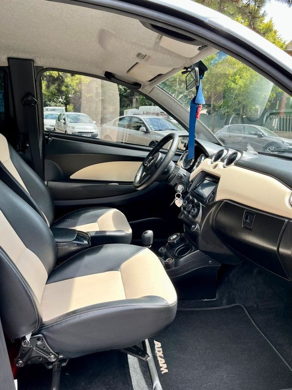 
                                                Voiture
                                                 voiture sans permis aixam city 1 cv 3 portes