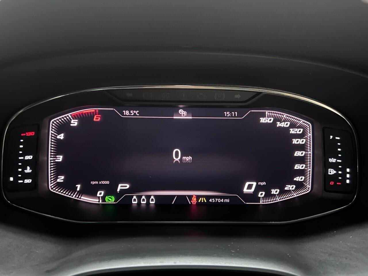 
                                                Voiture
                                                 Volkswagen Ateca 1.6 TDI XCELLENCE Lux SUV 5dr Diesel DSG Euro 6 (s/s) (115 ps) SUV