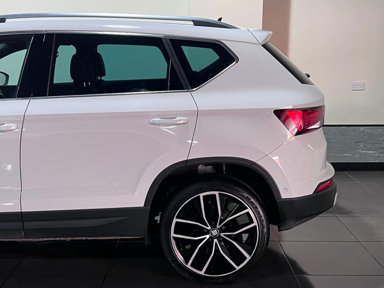 
                                                Voiture
                                                 Volkswagen Ateca 1.6 TDI XCELLENCE Lux SUV 5dr Diesel DSG Euro 6 (s/s) (115 ps) SUV