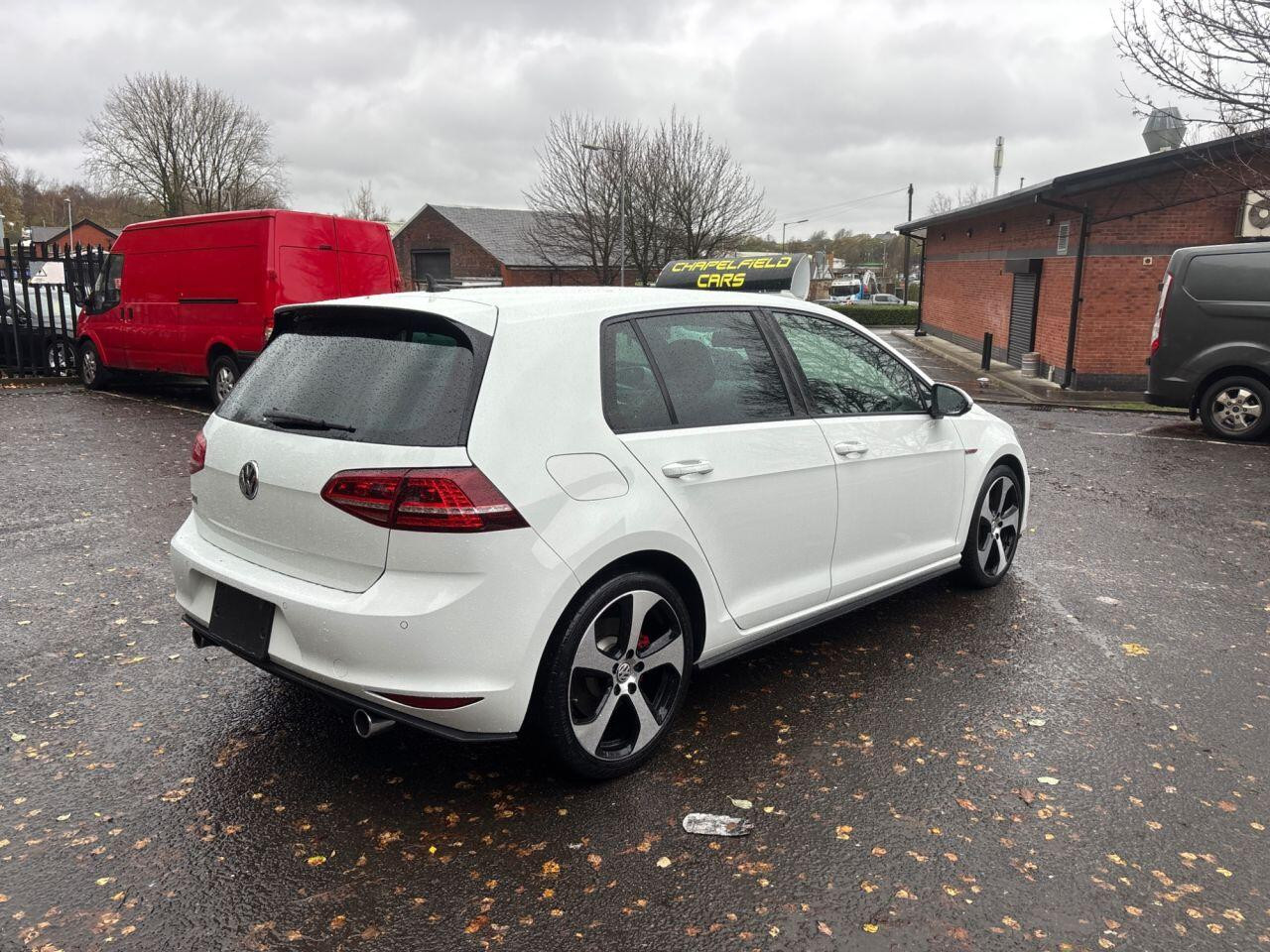 
                                                Voiture
                                                 Volkswagen Golf 2.0 TSI BlueMotion Tech GTI Hatchback 5dr Petrol DSG Euro 6 (s/s) (220 MOT 11/26 AUTO 63K FSH ULEZ