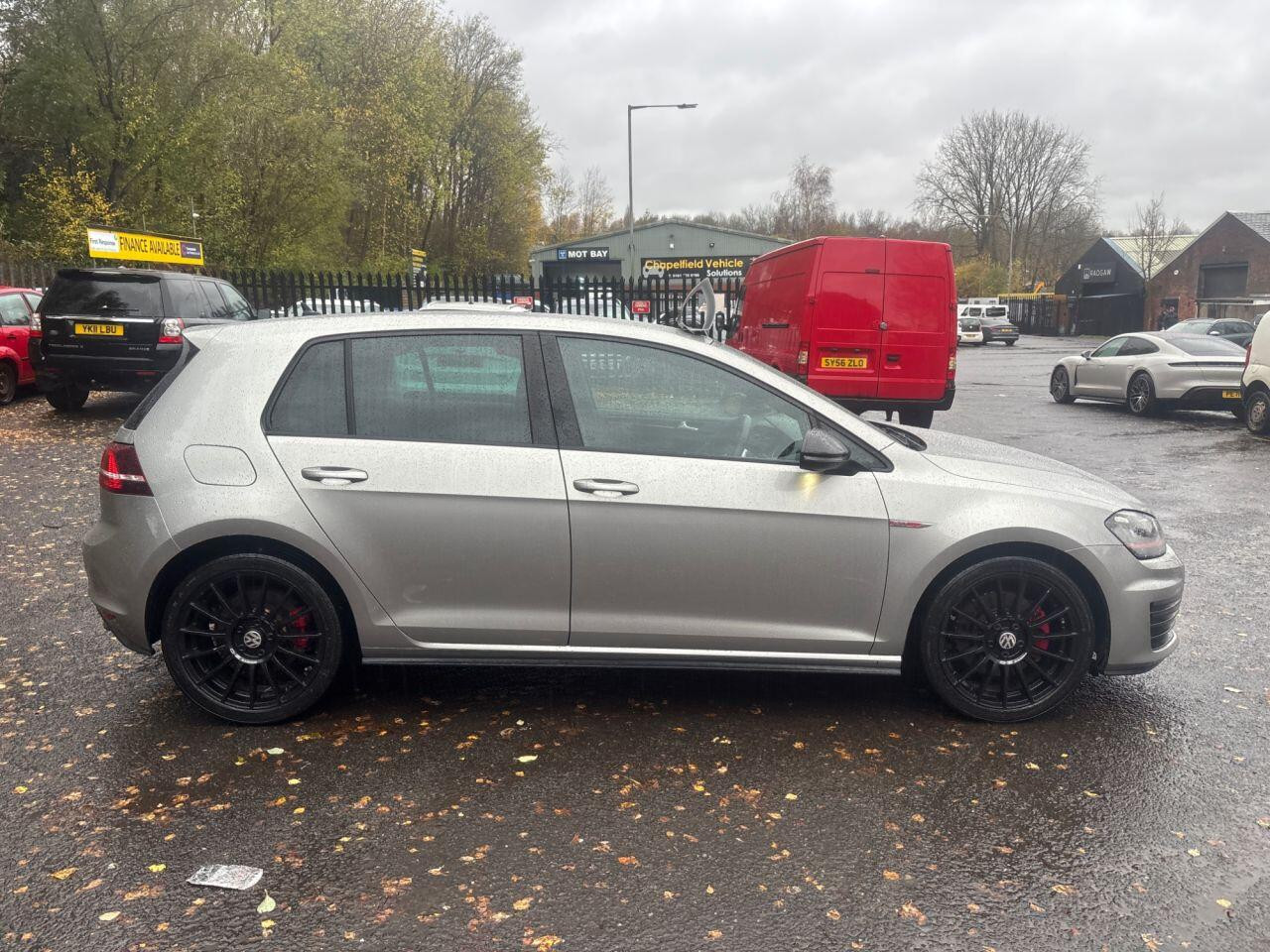 
                                                Voiture
                                                 Volkswagen Golf 2.0 TSI GTI TCR HATCHBACK 5DR PETROL DSG EURO 6 (S/S) (290 PS) AUTO MOT 11/26 40K ULEZ