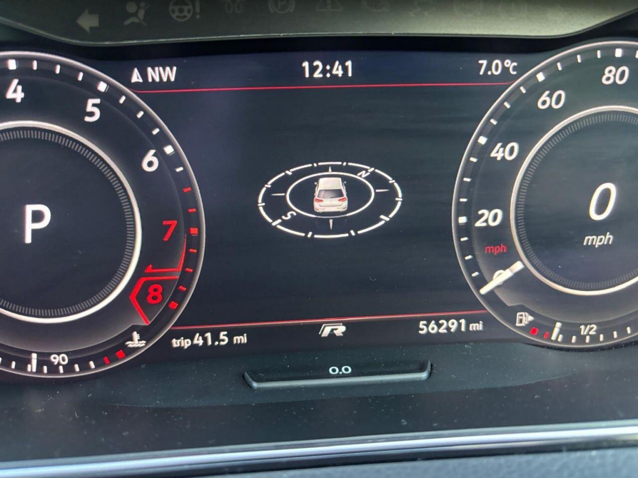 
                                                Voiture
                                                 Volkswagen Golf 2.0 TSI R Hatchback 5dr Petrol DSG 4Motion Euro 6 (s/s) (300 ps)