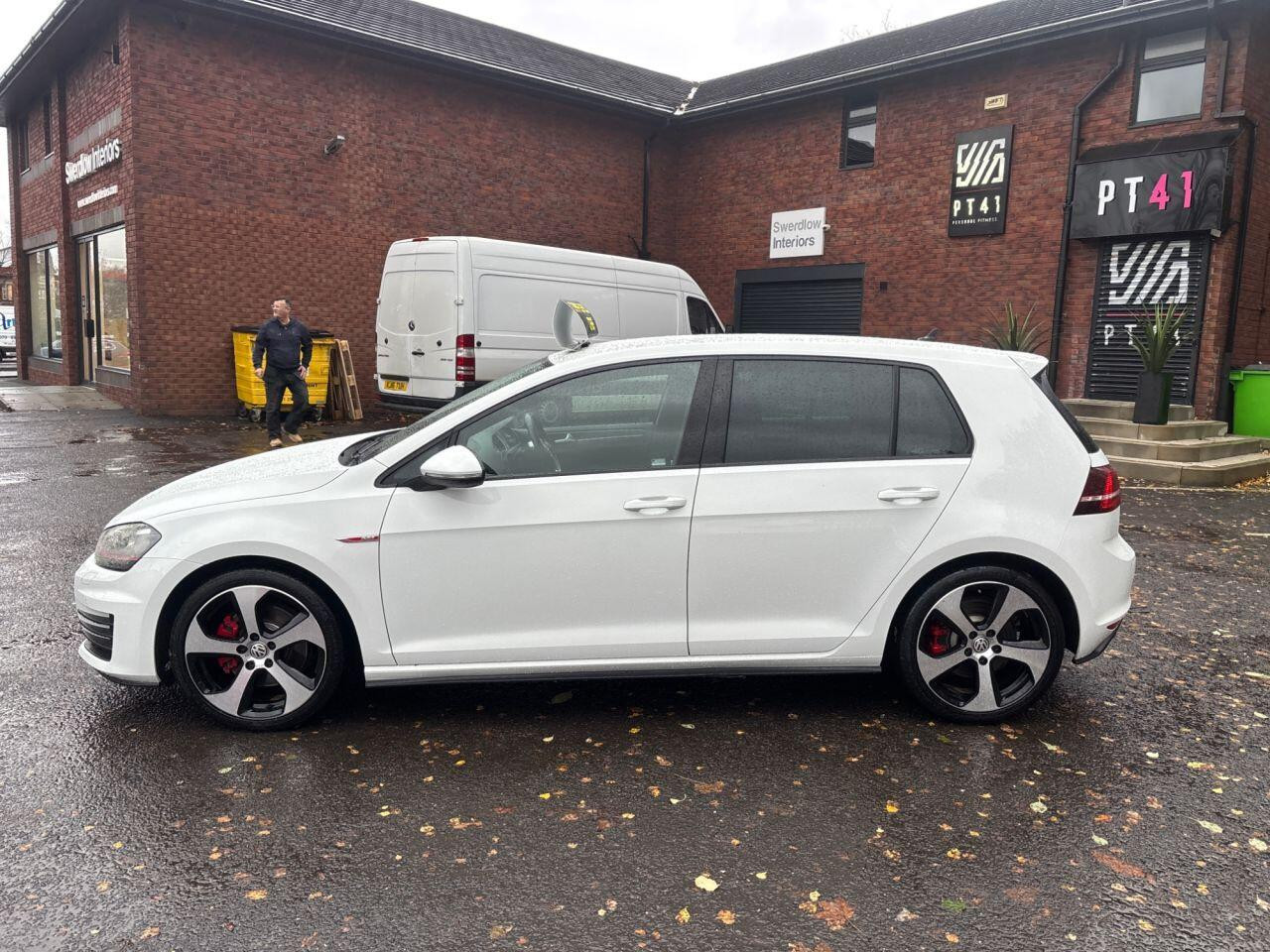 
                                                Voiture
                                                 Volkswagen Golf GTI MOT 11/26 AUTO 63K FSH ULEZ 2.0 5dr