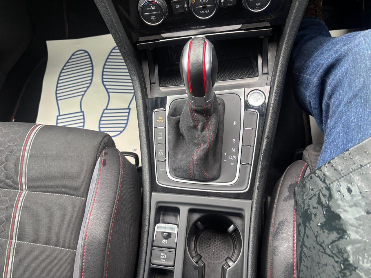 
                                                Voiture
                                                 Volkswagen Golf GTI MOT 11/26 AUTO 75K FSH ULEZ 2.0 5dr