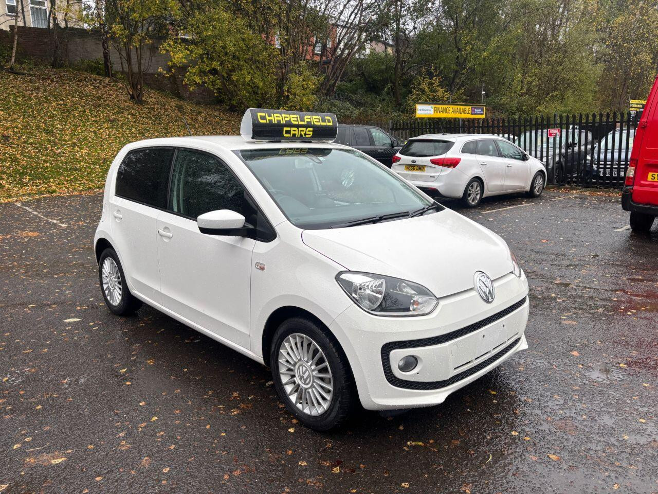 
                                                Voiture
                                                 Volkswagen HIGH UP 1.0 5dr