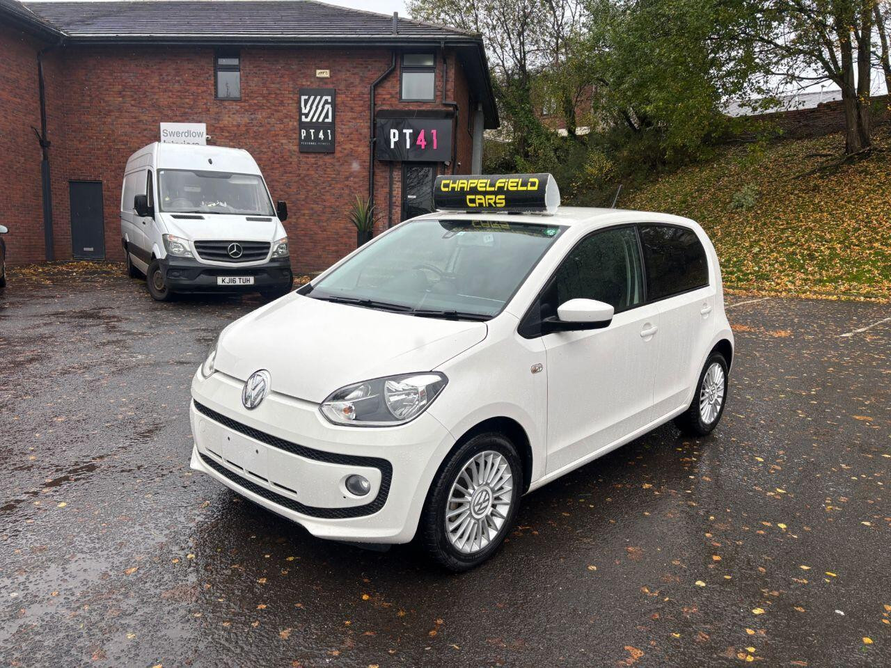 
                                                Voiture
                                                 Volkswagen HIGH UP 1.0 5dr