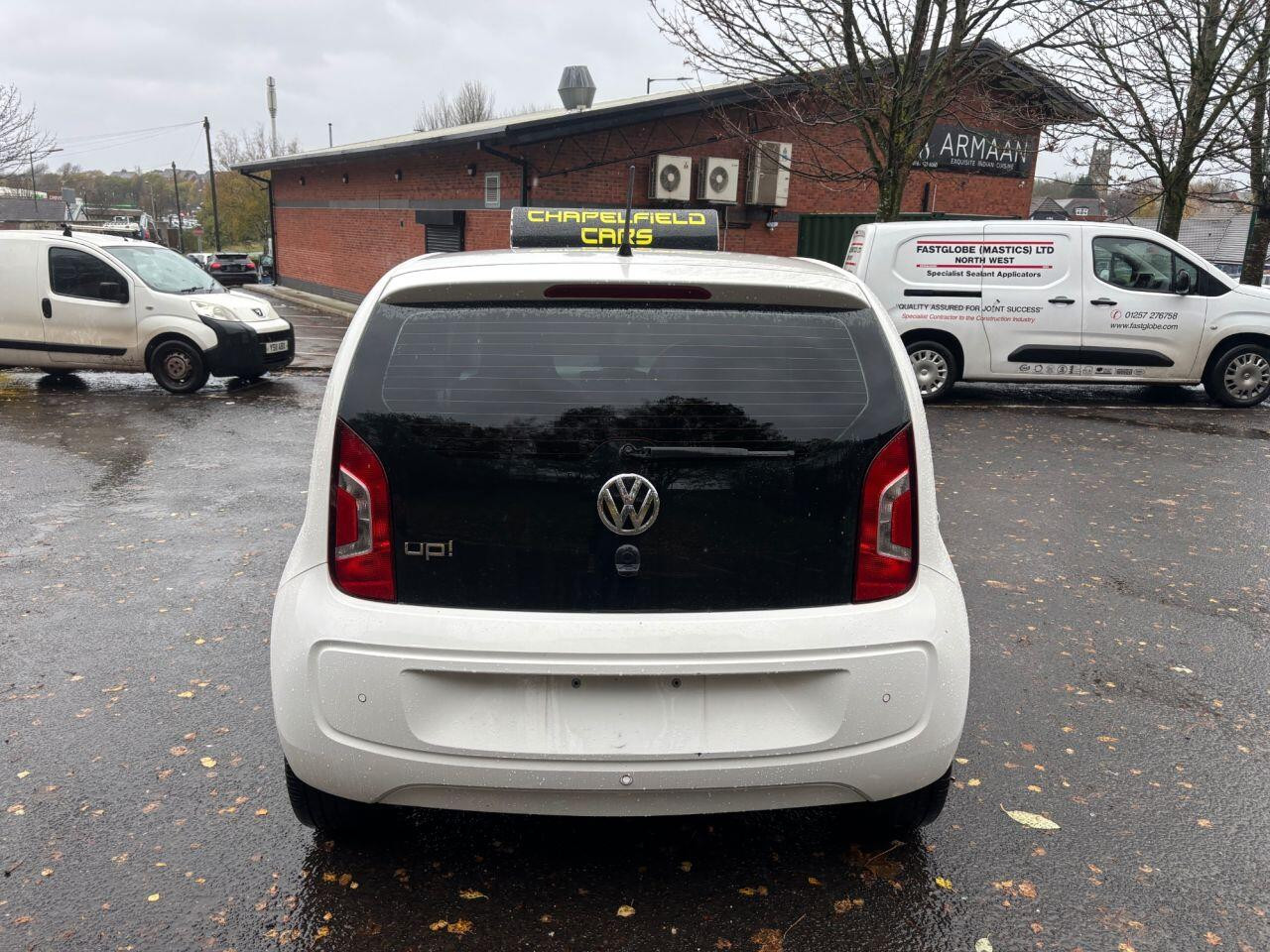 
                                                Voiture
                                                 Volkswagen HIGH UP 1.0 5dr